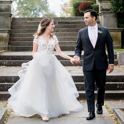 Wedding at Waveny House:
Molly and Praveen are Married: A sneak peek